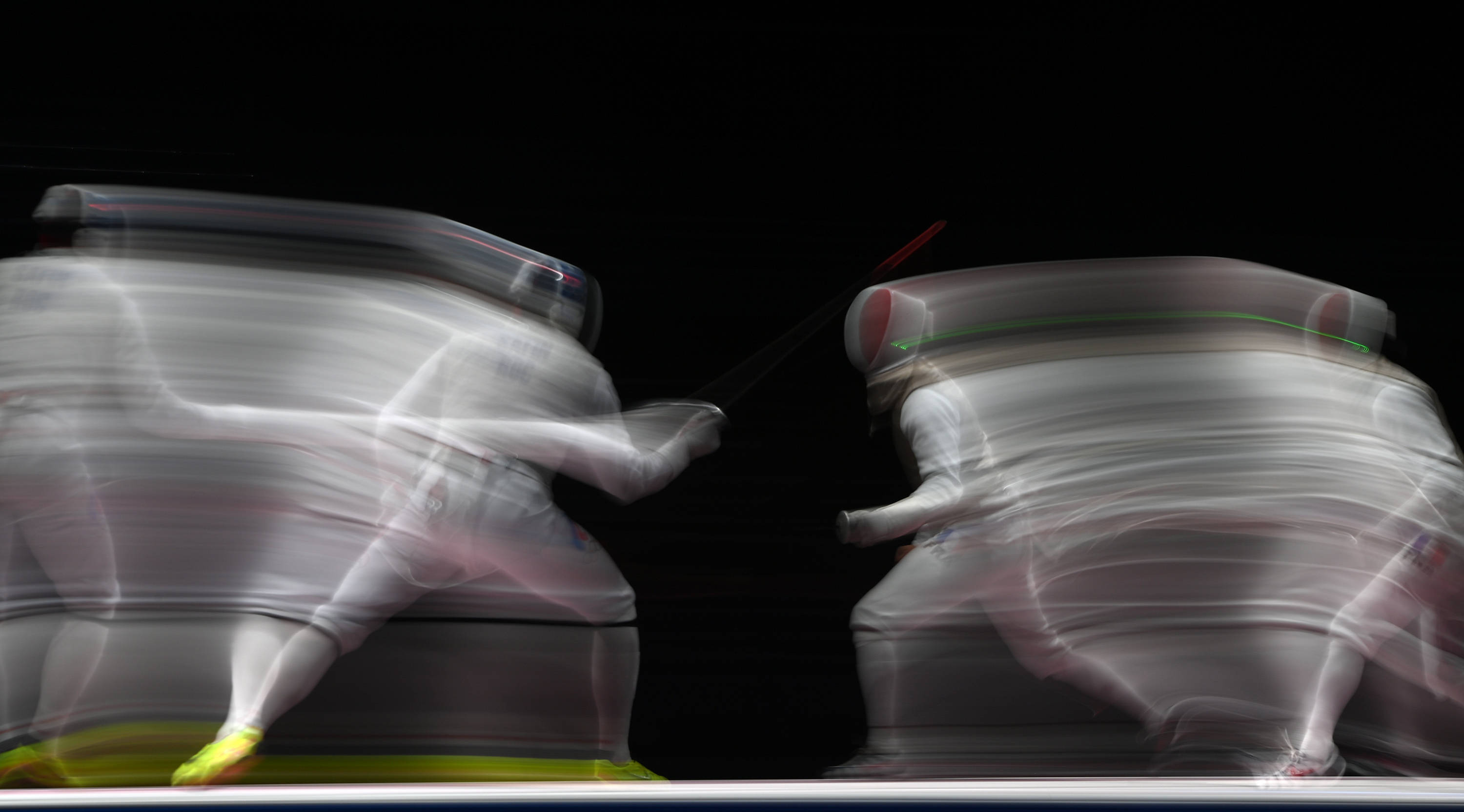 俄罗斯击剑选手绝对实力，夺取冠军