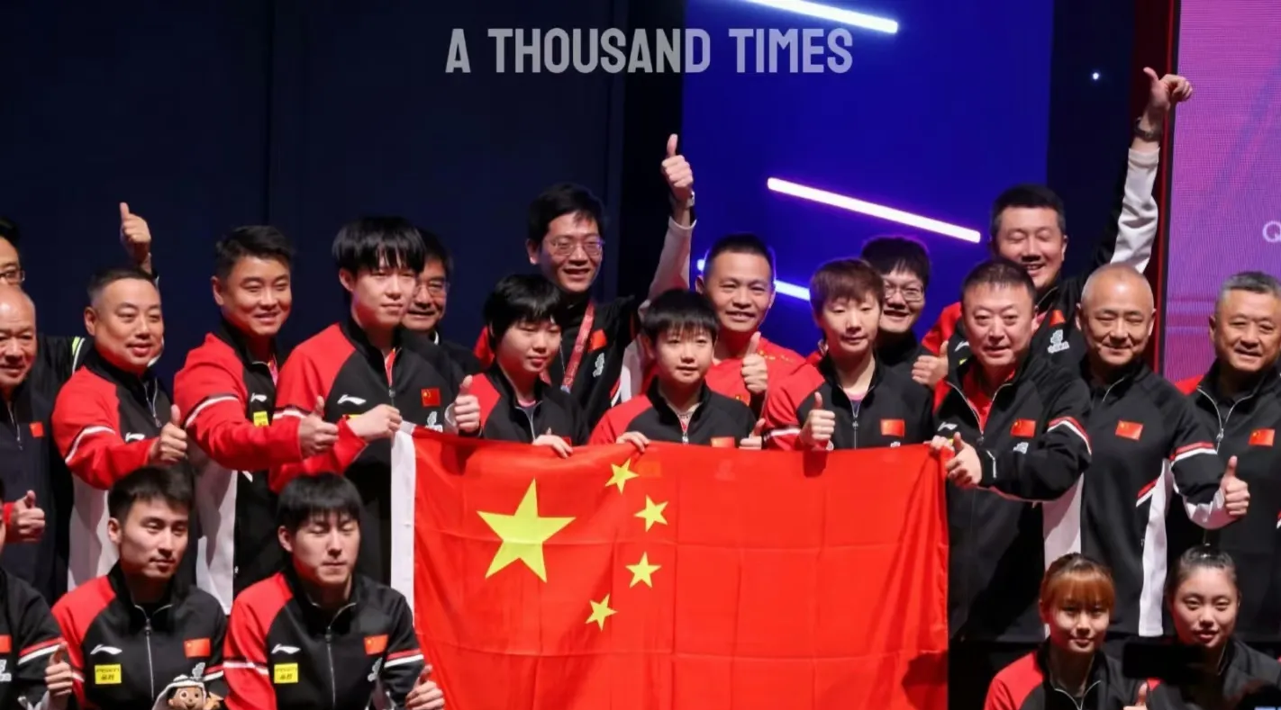 劲爆的比赛场面，球员们奋力拼搏不服输的简单介绍