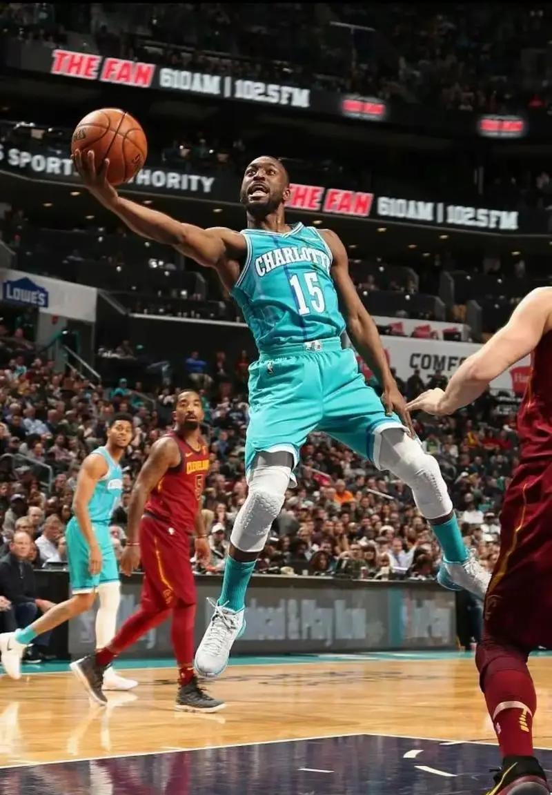 开云下载-山猫主场惨败人，沃克全场发挥不佳的简单介绍