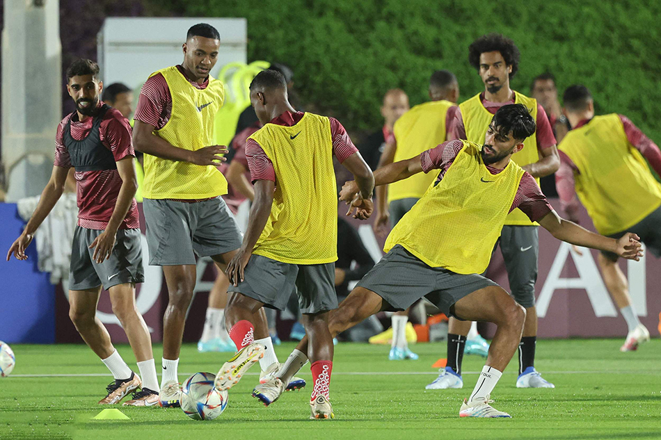 开云官网-欧洲顶尖联赛球员集体训练,备战比赛