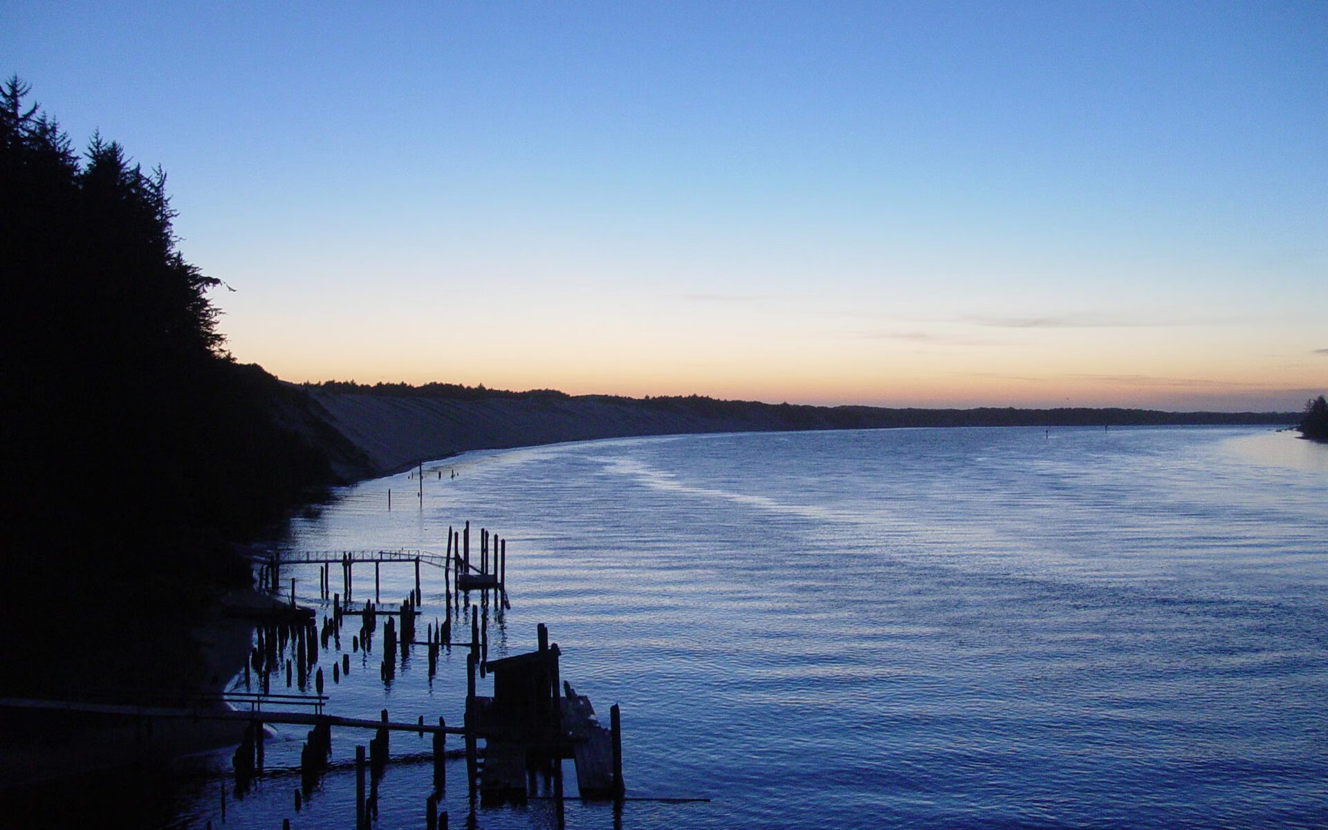 开云体育入口-一场胜利，双重奏，德甲争冠悬念在日本队掀翻马竞之夜被重新书写