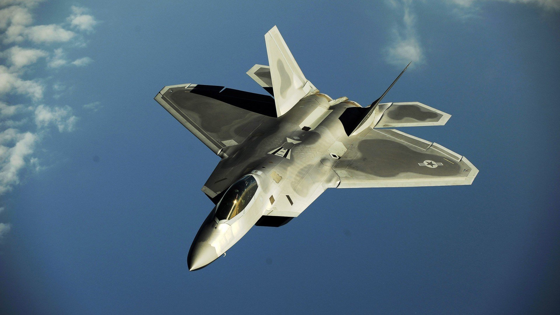 开云体育APP下载-钢铁防线与致命尖刀，阿什拉夫导演切尔西逆转波斯铁骑