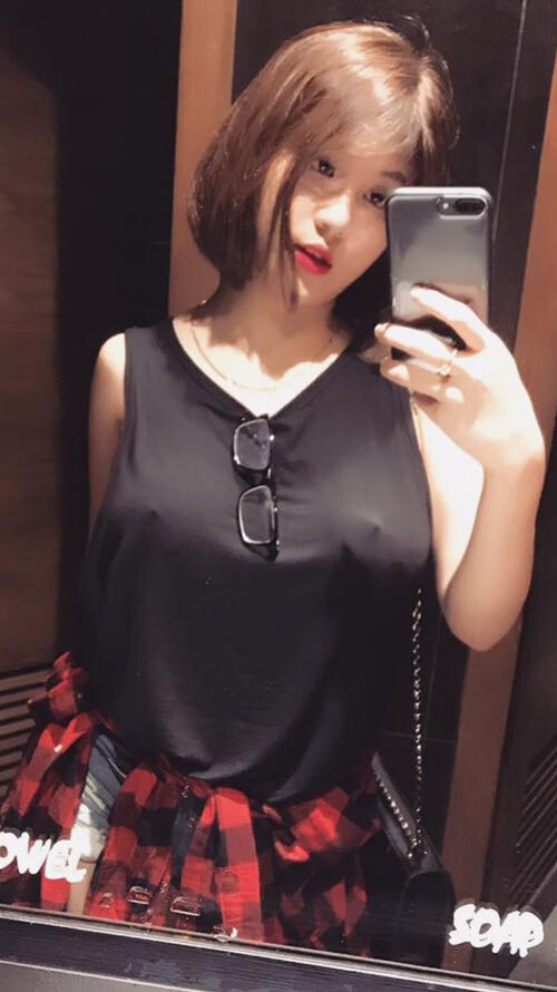 当绿茵遇见硬木,西甲国家德比与雷霆加时胜尼克斯的体育交响夜