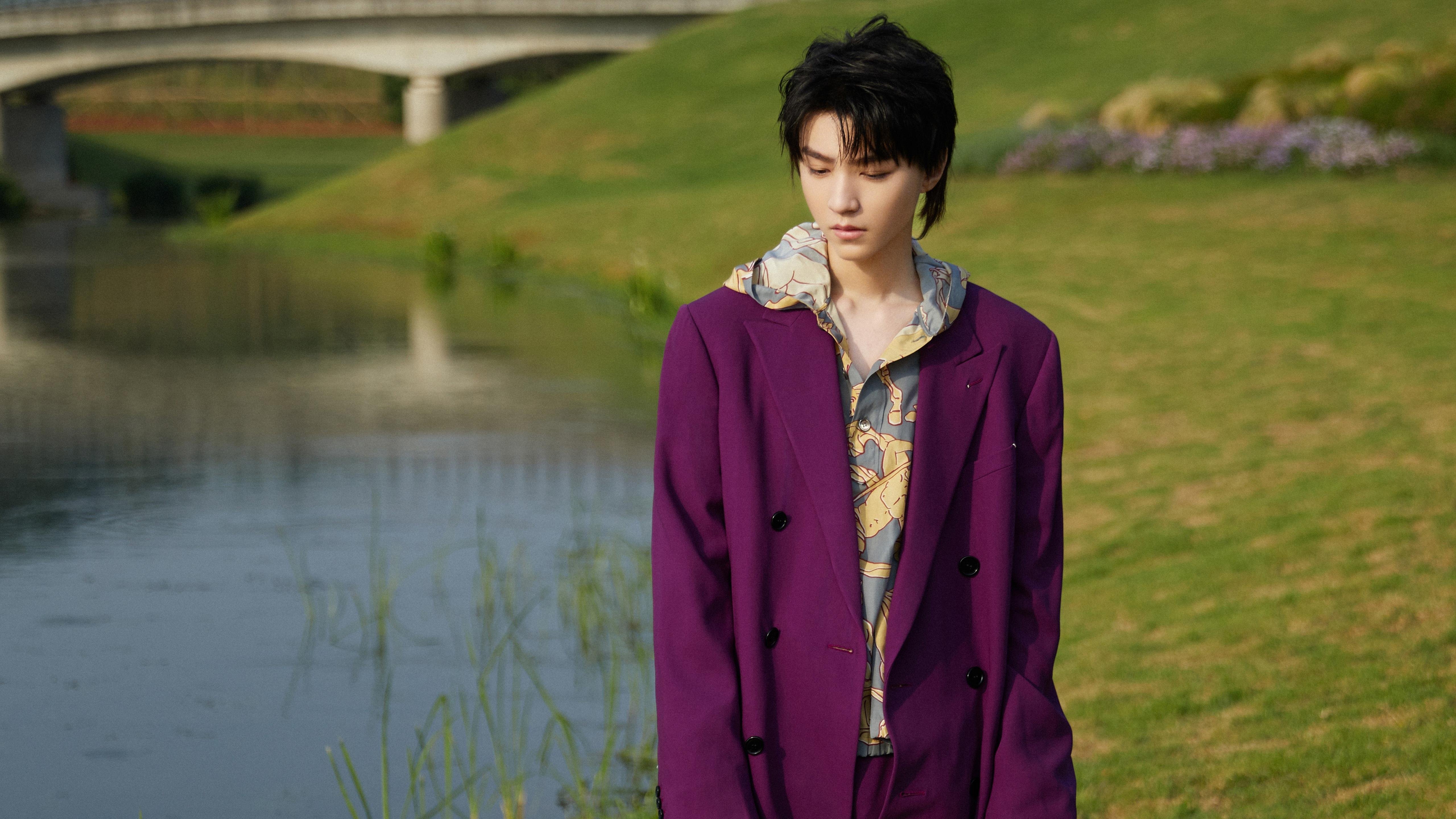 开云体育登录-跨越时空的守门员，当乌拉圭传奇遭遇罗马军团，库尔图瓦的奇幻夜