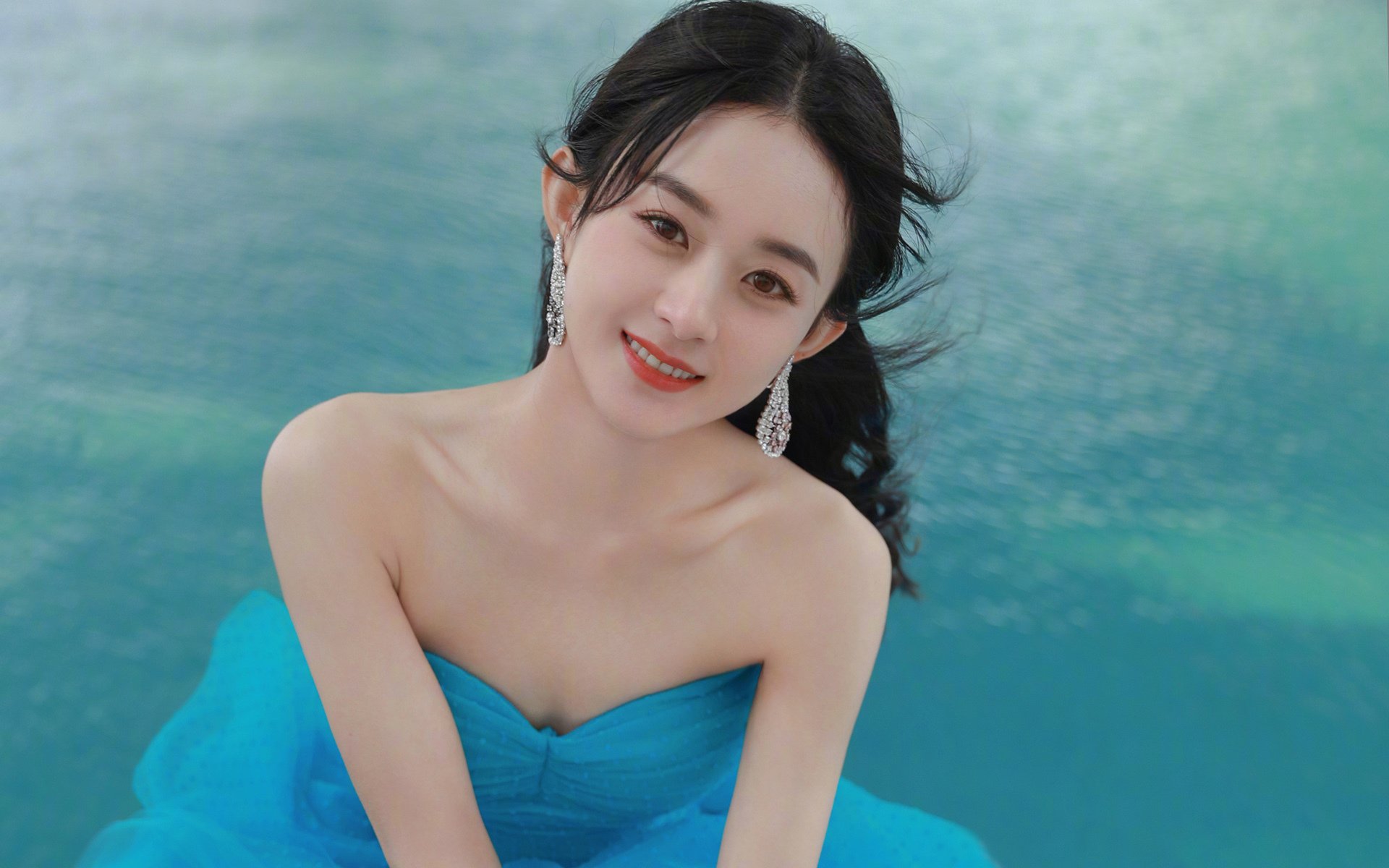 开云体育APP下载-奥纳纳神勇爆发,西班牙2-1惊险逆转洪都拉斯