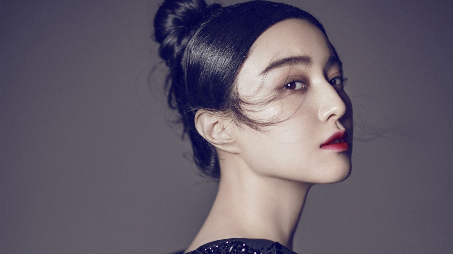 开云体育平台APP-双城记,开拓者以节奏扼制鹈鹕,福克斯以闪电刷新历史