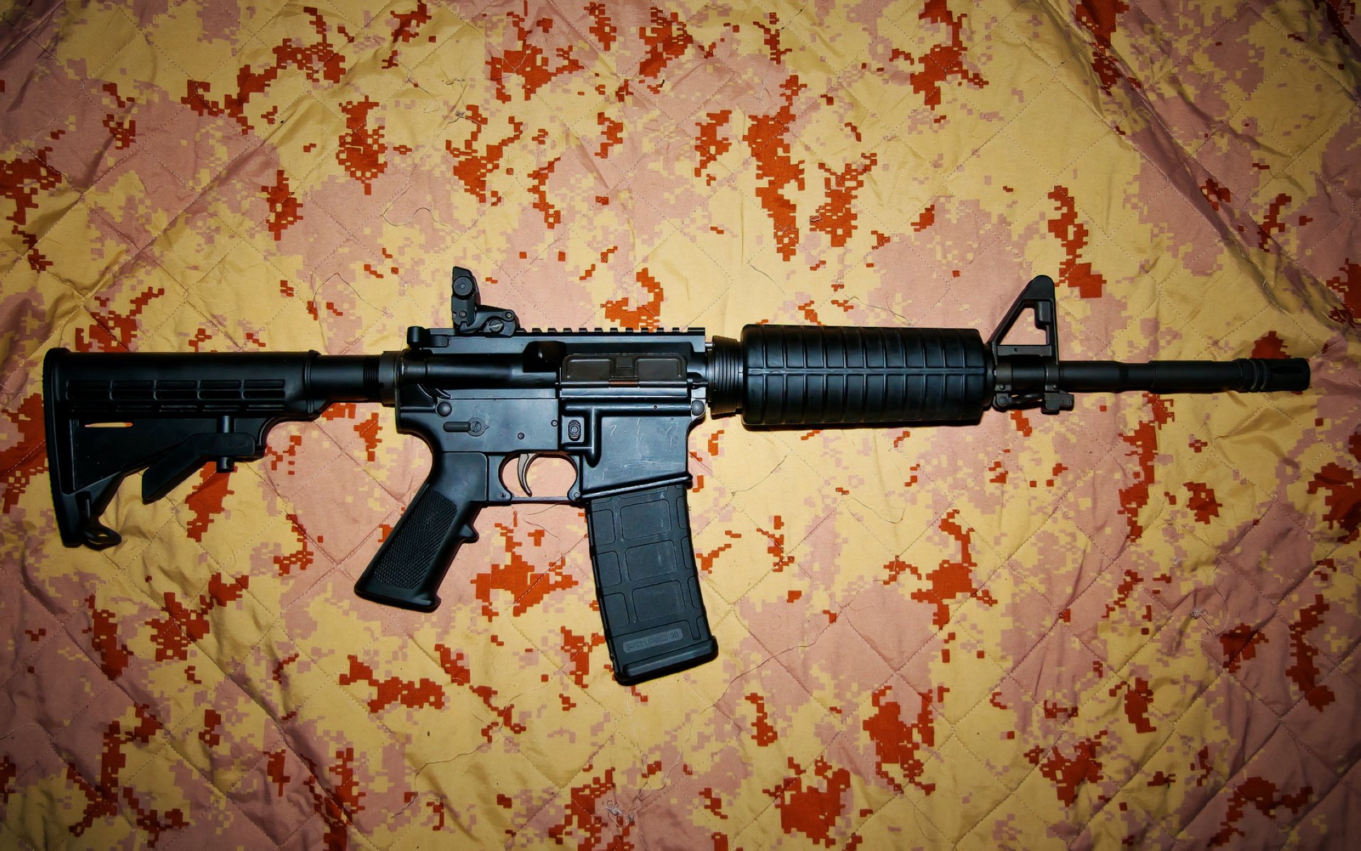 唯一性的废墟，杰伦·格林如何用闪电撕裂迈阿密的钢筋森林