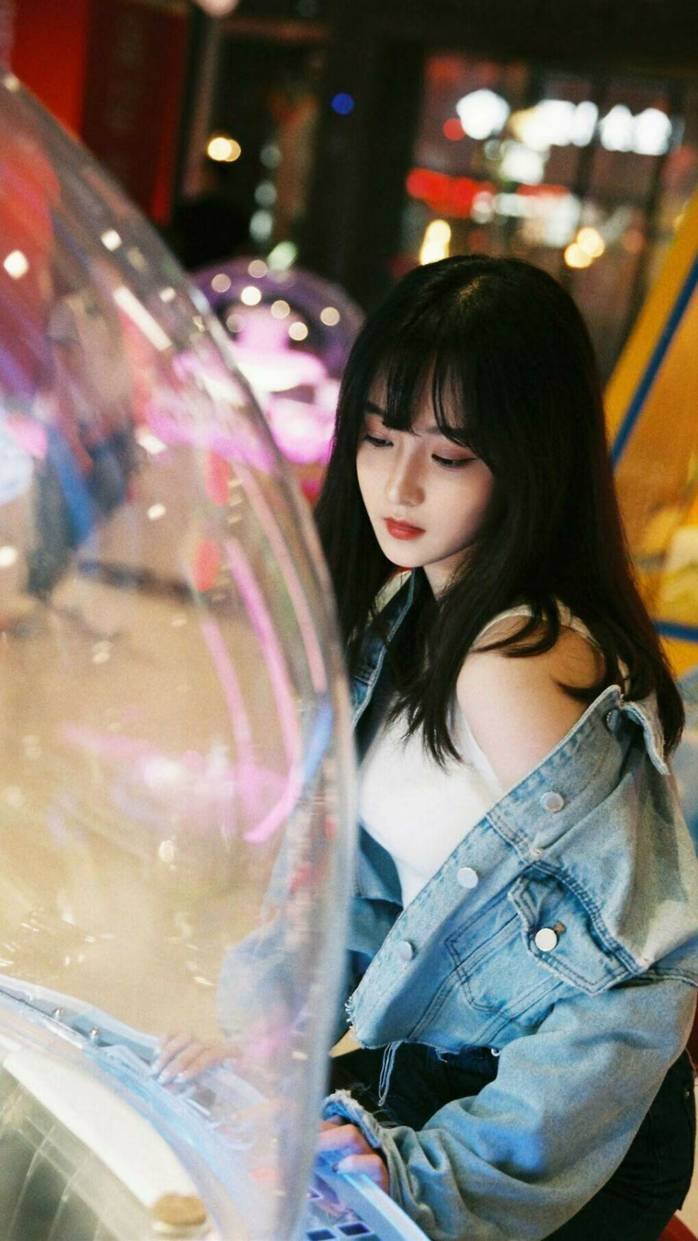 落日晚照，乔治的演出与黄蜂的蛰伏